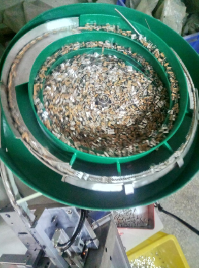 轻触开关生产过程